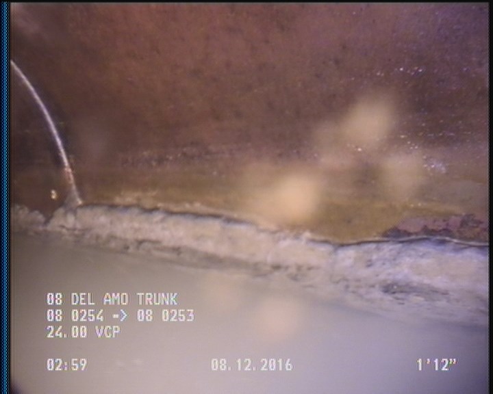 Deposits Attached Grease, 5 %of cross sectional area, from 04 to 08 o'clock, , within 8 inches of joint: YES, Start
