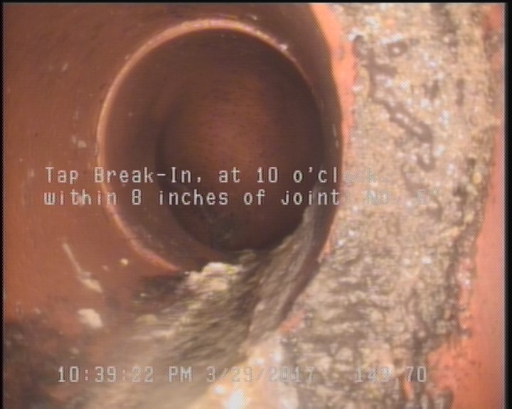 Tap Break-In, at 10 o'clock, -, within 8 inches of joint: NO, 6"