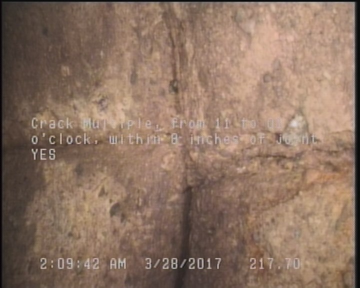 Crack Multiple, from 11 to 01 o'clock, within 8 inches of joint: YES