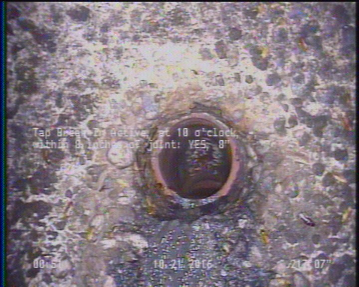 Tap Break-In Active, at 10 o'clock, -, within 8 inches of joint: YES, 8"
