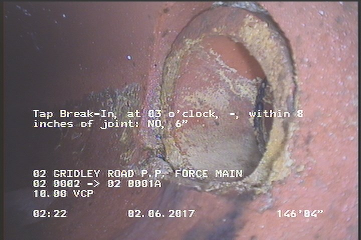 Tap Break-In, at 03 o'clock, -, within 8 inches of joint: NO, 6"