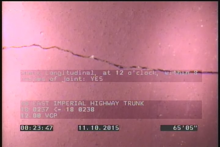Crack Longitudinal, at 12 o'clock, within 8 inches of joint: YES