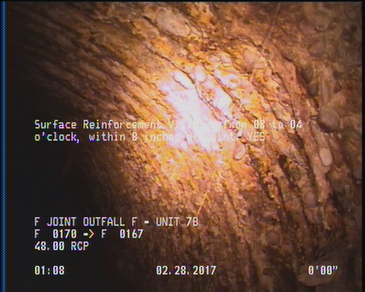 Surface Reinforcement Visible, from 08 to 04 o'clock, within 8 inches of joint: YES