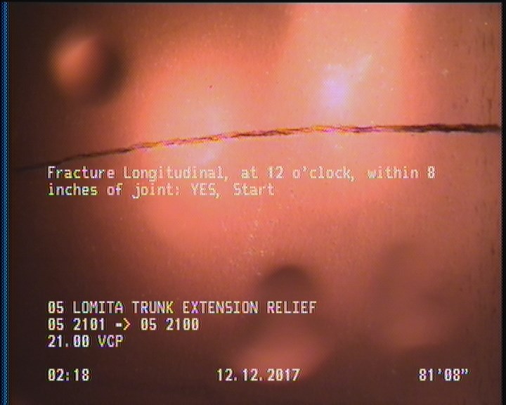 Fracture Longitudinal, at 12 o'clock, within 8 inches of joint: YES, Start