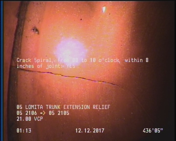 Crack Spiral, from 08 to 10 o'clock, within 8 inches of joint: YES