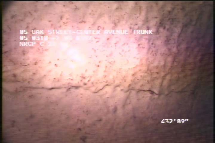 Surface Spalling, from 08 to 04 o'clock, within 8 inches of joint: NO - POSSIBLE PEELING CONCRETE UNDER MAG COAT