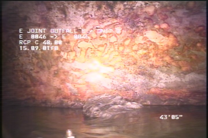 Deposits Settled Other, 10 %of cross sectional area, from 04 to 06 o'clock, , within 8 inches of joint: NO - ROCKS