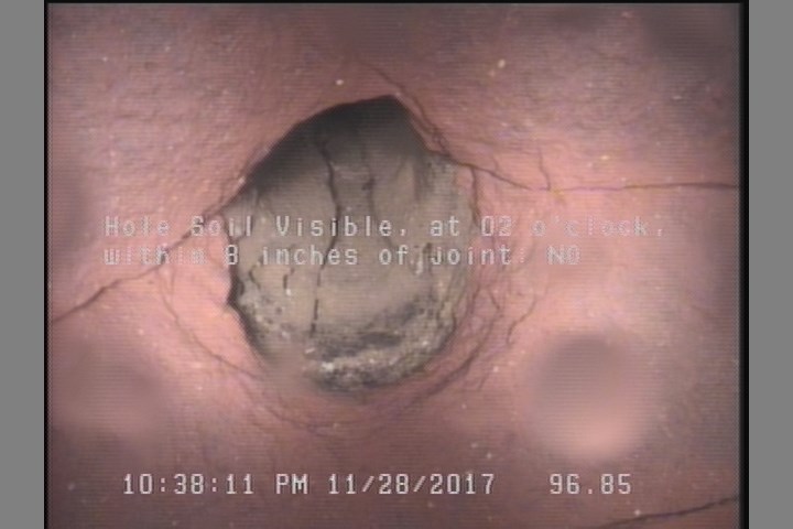 Hole Soil Visible, at 02 o'clock, within 8 inches of joint: NO