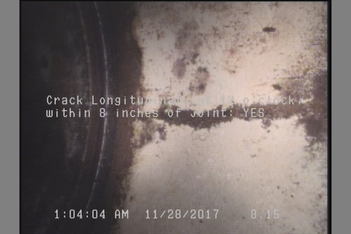 Crack Longitudinal, at 12 o'clock, within 8 inches of joint: YES