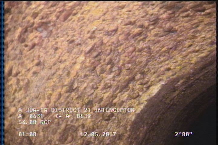 Surface Aggregate Projecting, from 09 to 03 o'clock, within 8 inches of joint: YES