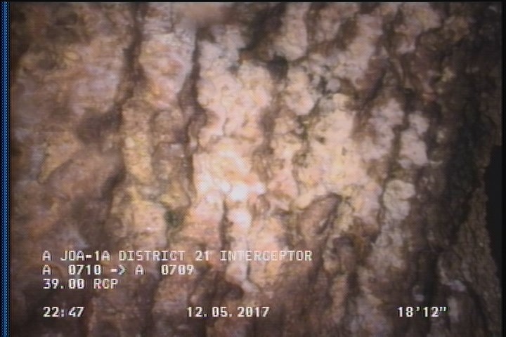 Surface Aggregate Projecting, from 08 to 04 o'clock, within 8 inches of joint: YES, Start