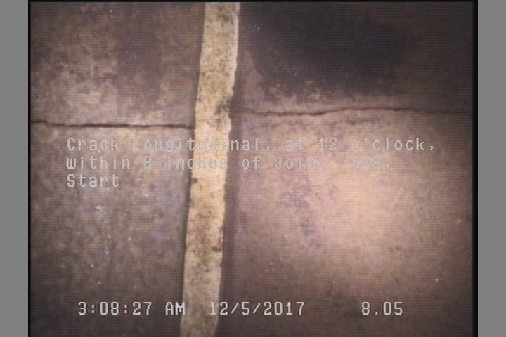 Crack Longitudinal, at 12 o'clock, within 8 inches of joint: YES, Start