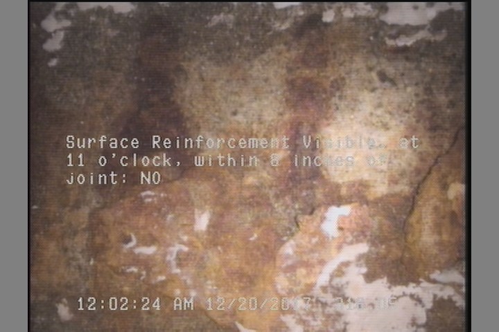 Surface Reinforcement Visible, at 11 o'clock, within 8 inches of joint: NO