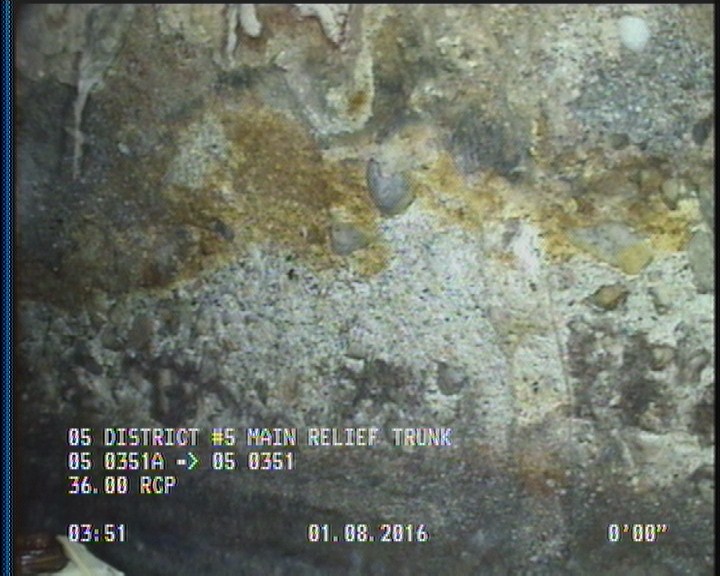 Surface Aggregate Projecting, from 09 to 03 o'clock, within 8 inches of joint: YES, Start