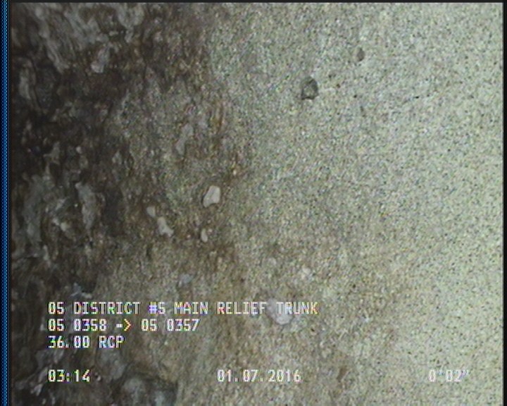 Surface Aggregate Visible, from 09 to 03 o'clock, within 8 inches of joint: YES, Start - WANDERING VISIBLE AGG