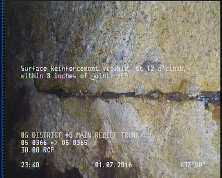 Surface Reinforcement Visible, at 12 o'clock, within 8 inches of joint: YES