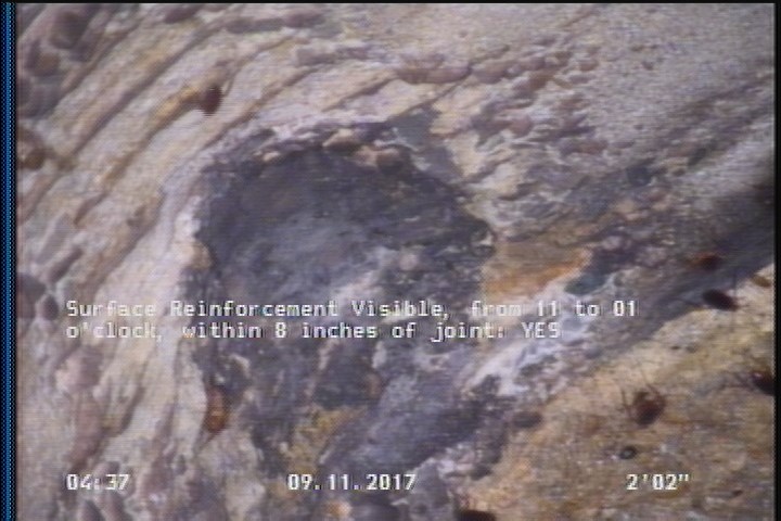 Surface Reinforcement Visible, from 11 to 01 o'clock, within 8 inches of joint: YES