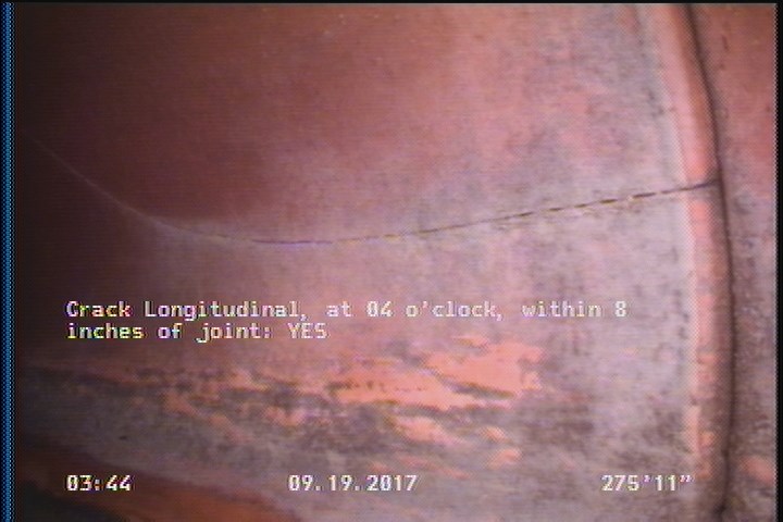 Crack Longitudinal, at 04 o'clock, within 8 inches of joint: YES