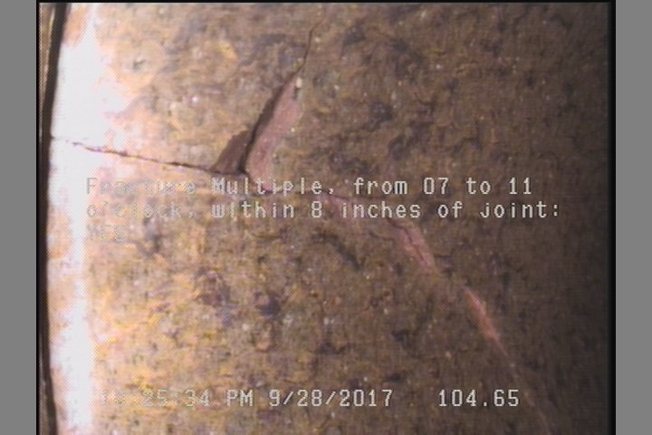 Fracture Multiple, from 07 to 11 o'clock, within 8 inches of joint: YES