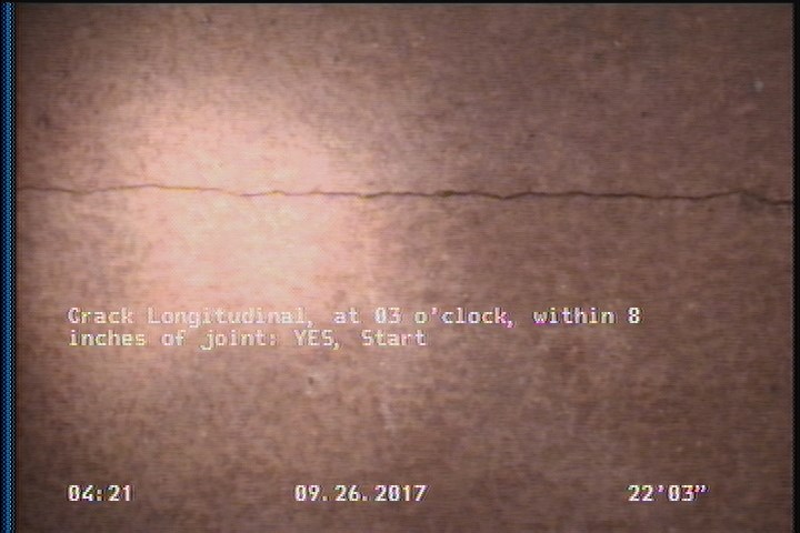 Crack Longitudinal, at 03 o'clock, within 8 inches of joint: YES, Start