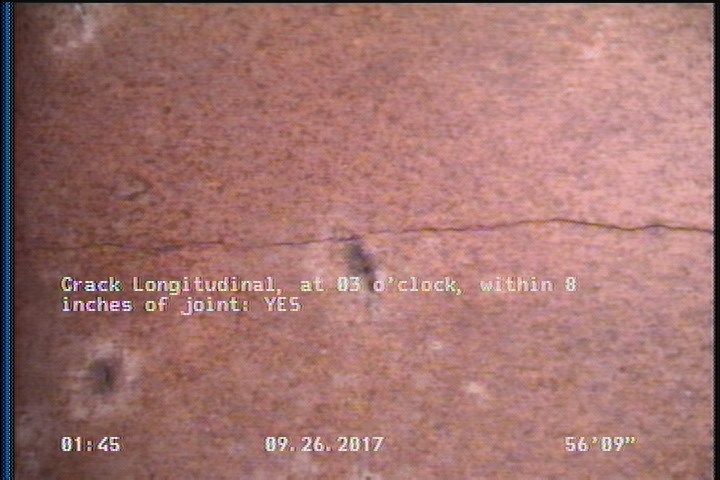 Crack Longitudinal, at 03 o'clock, within 8 inches of joint: YES