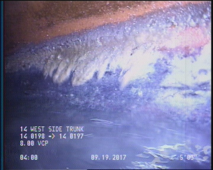 Deposits Attached Grease, 5 %of cross sectional area, from 04 to 08 o'clock, , within 8 inches of joint: YES, Start