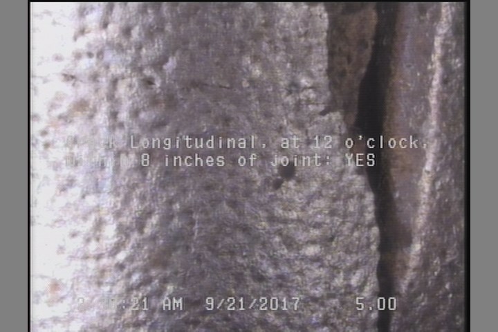 Crack Longitudinal, at 12 o'clock, within 8 inches of joint: YES