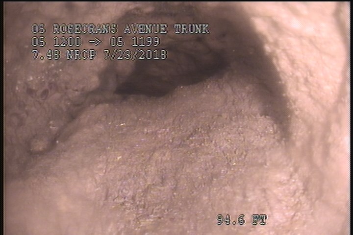 Tap Factory Made Defective, at 03 o'clock, -, within 8 inches of joint: YES, 4" - Open/60% GREASE/LATERAL