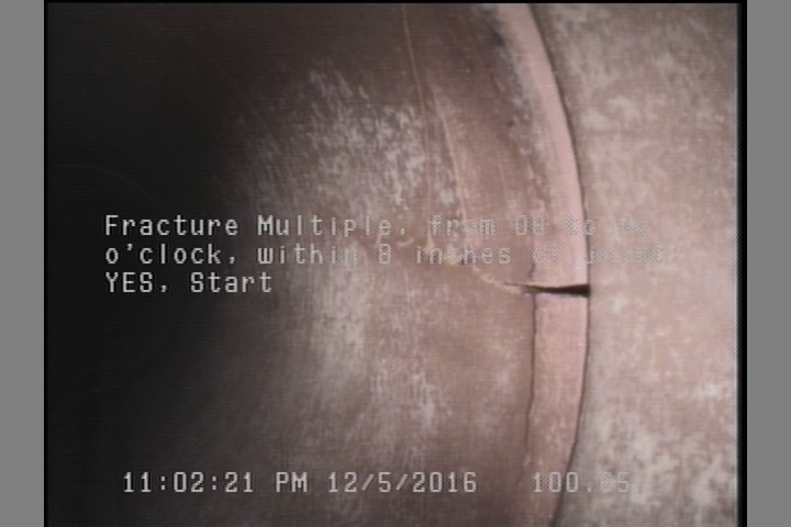 Fracture Multiple, from 08 to 04 o'clock, within 8 inches of joint: YES, Start