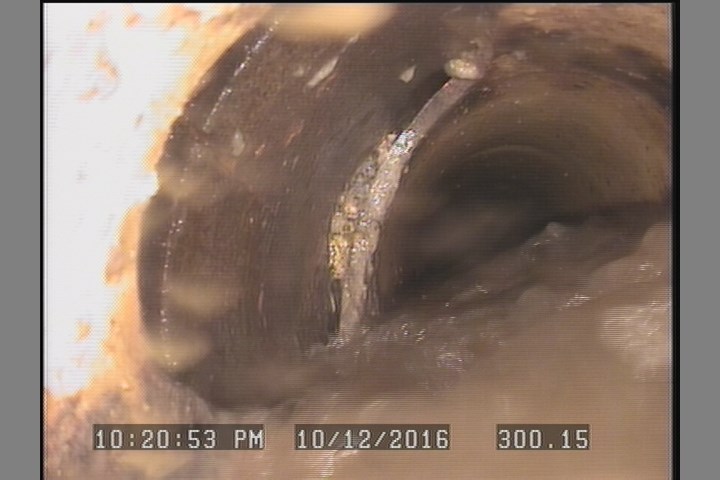 Lining Failure Connection Cut Shifted, from 08 to 11 o'clock, within 8 inches of joint: YES