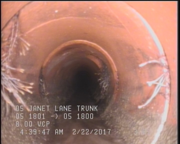 Crack Multiple, from 08 to 04 o'clock, within 8 inches of joint: YES, Start