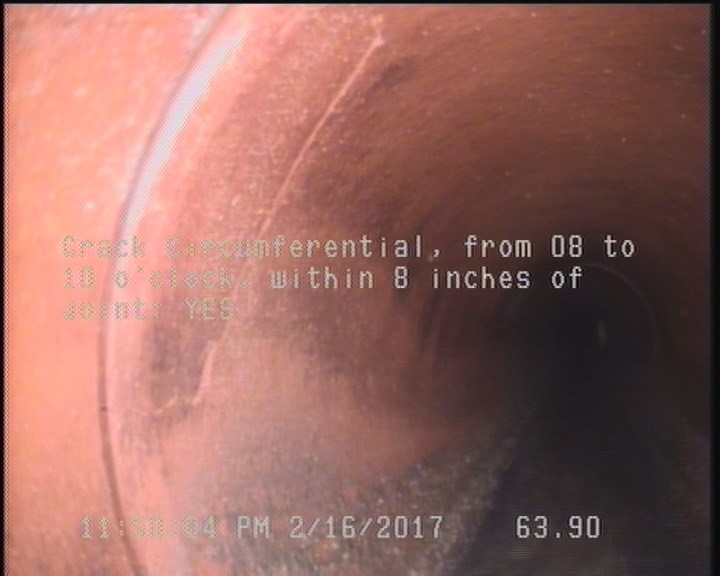 Crack Circumferential, from 08 to 10 o'clock, within 8 inches of joint: YES
