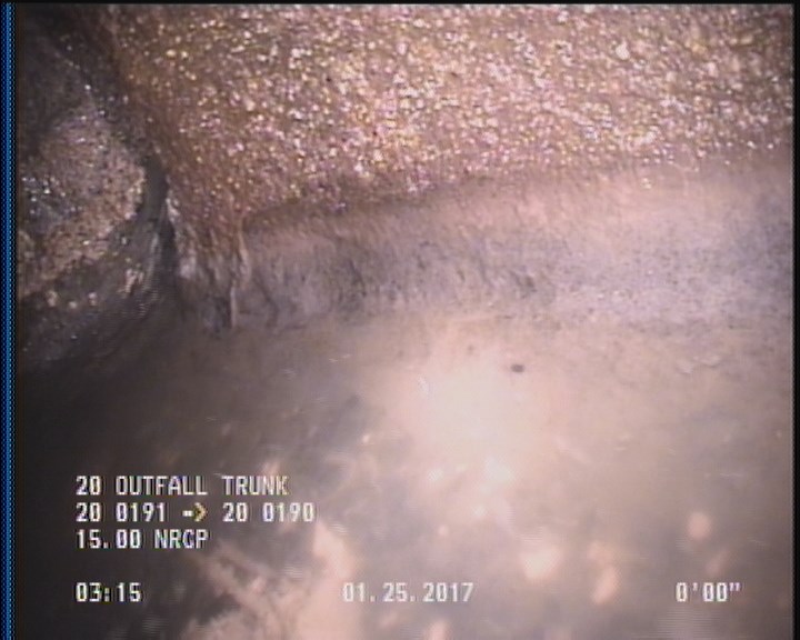 Deposits Attached Grease, 5 %of cross sectional area, from 04 to 08 o'clock, , within 8 inches of joint: YES, Start