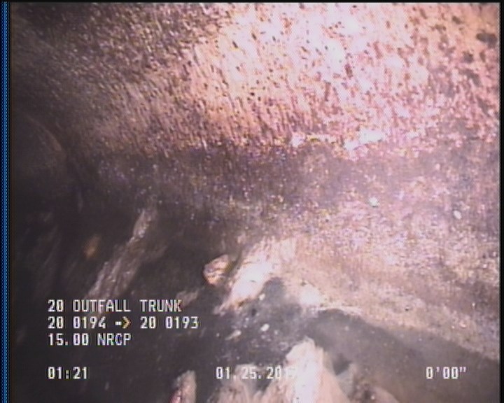 Deposits Attached Grease, 5 %of cross sectional area, from 04 to 08 o'clock, , within 8 inches of joint: YES, Start