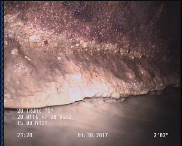 Deposits Attached Grease, 10 %of cross sectional area, from 04 to 08 o'clock, , within 8 inches of joint: YES, Start