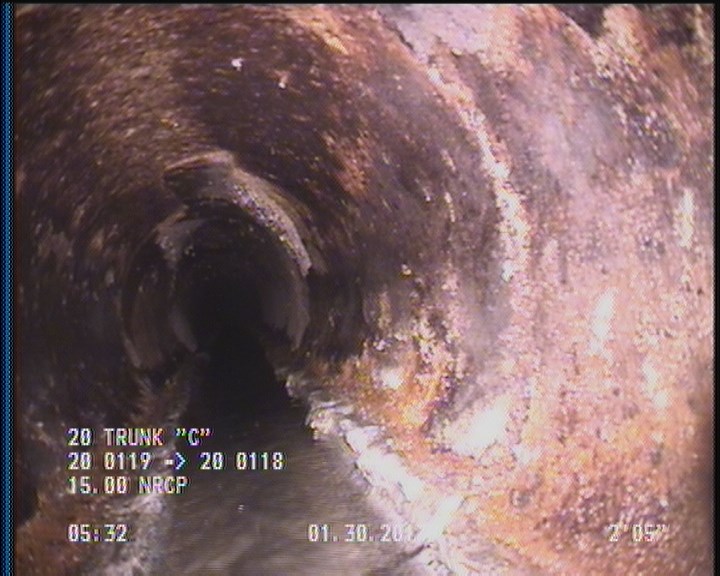 Deposits Attached Grease, 5 %of cross sectional area, from 04 to 08 o'clock, , within 8 inches of joint: YES, Start