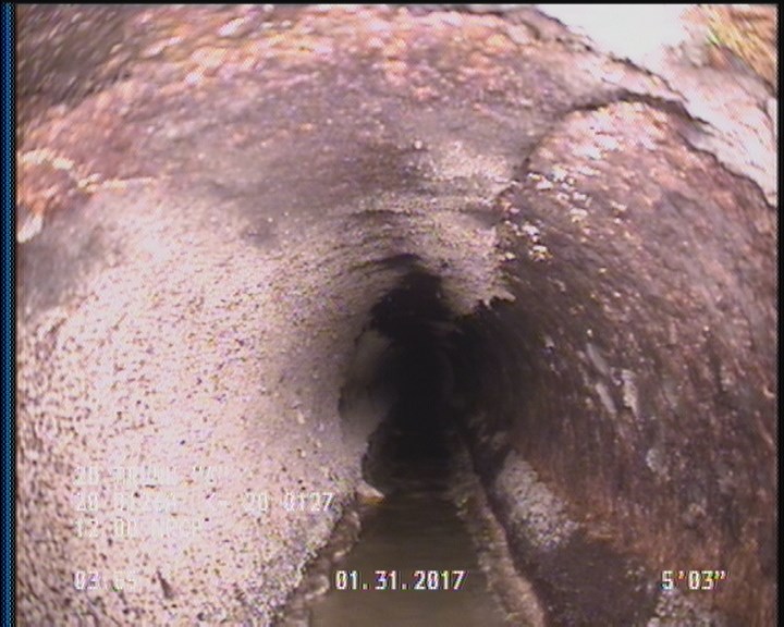 Deposits Attached Grease, 10 %of cross sectional area, from 05 to 07 o'clock, , within 8 inches of joint: YES, Start