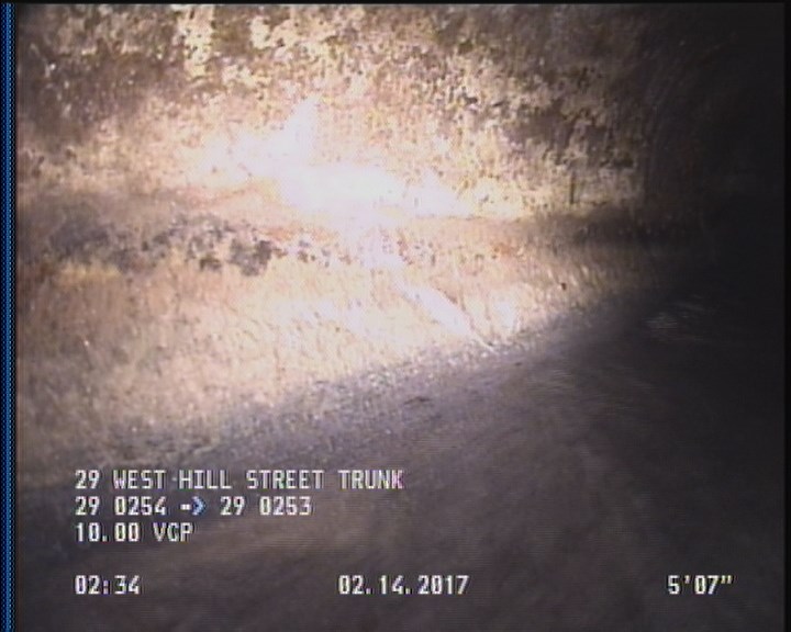 Deposits Attached Grease, 5 %of cross sectional area, from 04 to 08 o'clock, , within 8 inches of joint: YES, Start