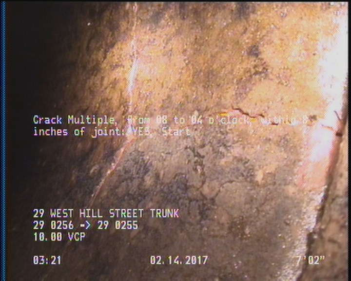 Crack Multiple, from 08 to 04 o'clock, within 8 inches of joint: YES, Start