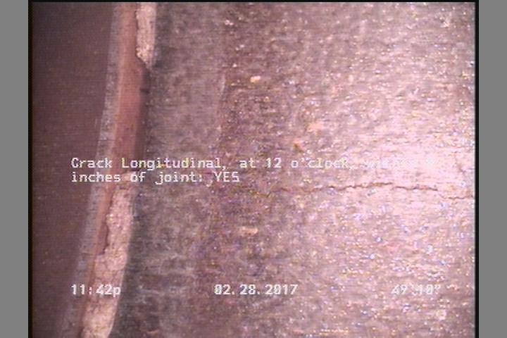 Crack Longitudinal, at 12 o'clock, within 8 inches of joint: YES