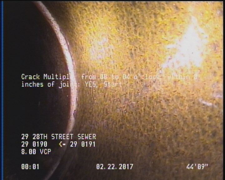 Crack Multiple, from 08 to 04 o'clock, within 8 inches of joint: YES, Start