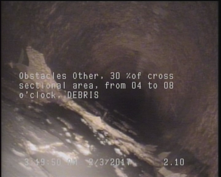 Obstacles Other, 30 %of cross sectional area, from 04 to 08 o'clock - DEBRIS