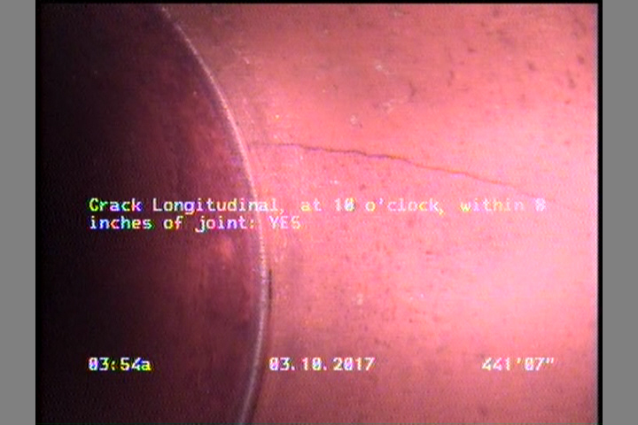 Crack Longitudinal, at 10 o'clock, within 8 inches of joint: YES