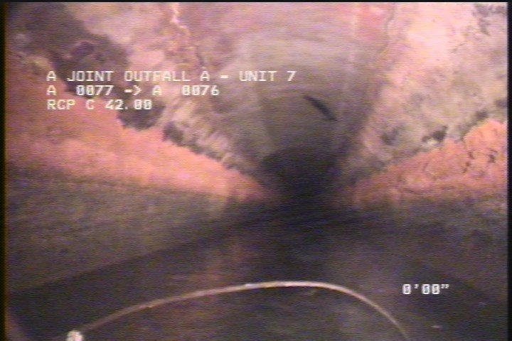 Deposits Attached Grease, 10 %of cross sectional area, from 02 to 10 o'clock, , within 8 inches of joint: YES, Start