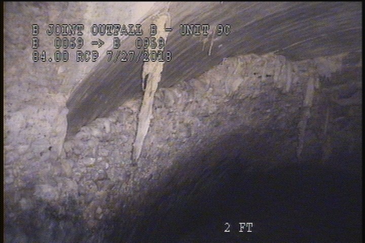Surface Aggregate Visible, from 08 to 10 o'clock, within 8 inches of joint: NO