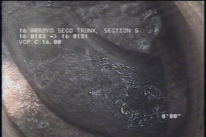 General Observation - MH# 182-30" VCP CONN 9:00