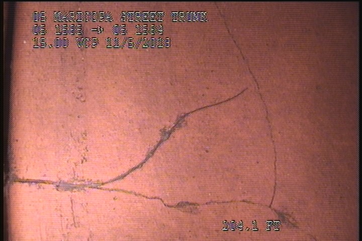 Fracture Multiple, from 09 to 03 o'clock, within 8 inches of joint: YES - SL
