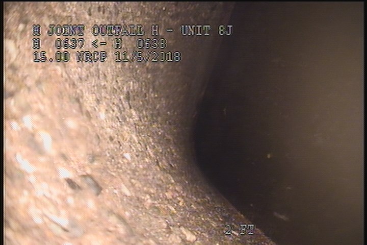 Surface Aggregate Visible, from 09 to 03 o'clock, within 8 inches of joint: YES