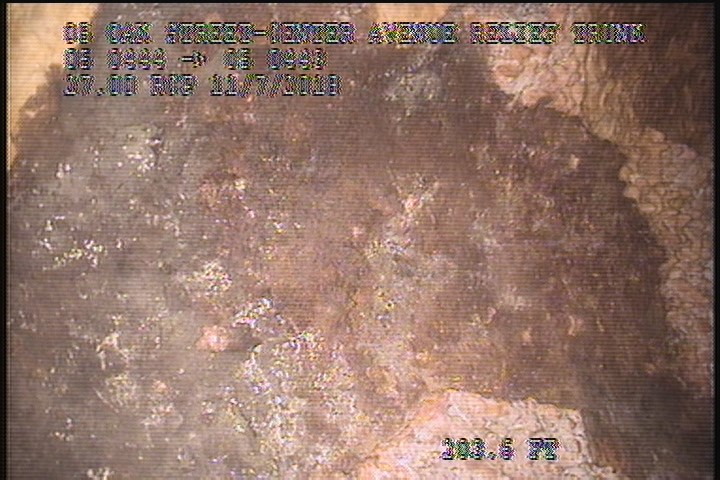 Surface Spalling, from 10 to 02 o'clock, within 8 inches of joint: NO - SWOLLEN FLAKING CONCRETE