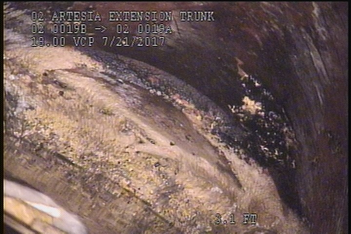 Deposits Attached Grease, 60 %of cross sectional area, from 01 to 11 o'clock, , within 8 inches of joint: NO